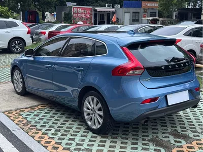 2015 Volvo V40 1.6T Smart Elegance Edition, фото 4, лот 10361453