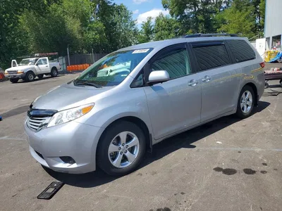 2017 TOYOTA SIENNA LE, фото 1, лот 10545834