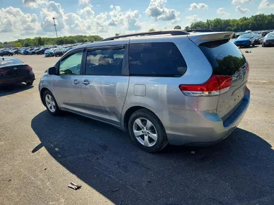 2011 TOYOTA SIENNA LE, фото 2, лот 10531123