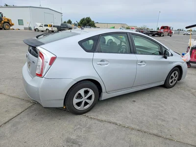 2012 TOYOTA PRIUS TWO, фото 3, лот 10511622