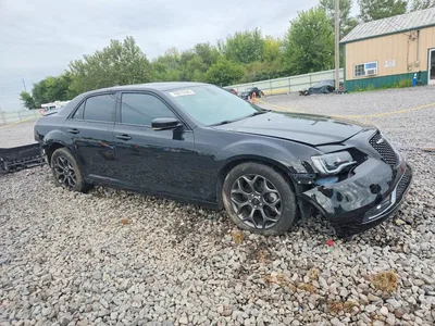 2017 CHRYSLER 300 S, фото 4, лот 11392278