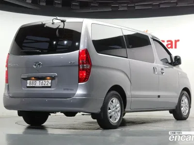 2019 Hyundai Starex Van 3-Seater, фото 2, лот 10696182
