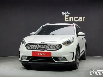 2017 Kia Niro Prestige, фото 3, лот 10773774