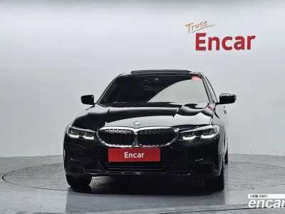 2021 BMW 3-Series 320i, фото 3, лот 10108278
