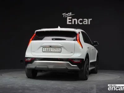 2025 Kia Niro Signature, фото 4, лот 10080401
