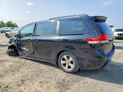 2014 TOYOTA SIENNA LE, фото 2, лот 10545977