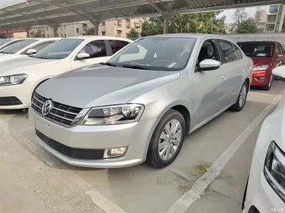 2013 Volkswagen Lavida Facelift Classic 1.6L Automatic Comfort, фото 1, лот 10456318