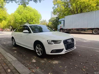 2013 Audi A4L 35 TFSI Automatic Comfort, фото 2, лот 10397472