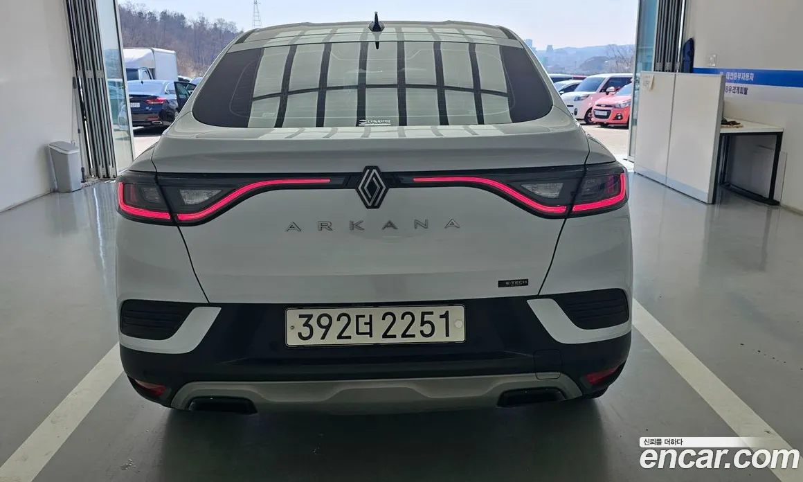 2025 Renault Arkana 1.6 E-TECH Iconic, фото 4, лот 10099011