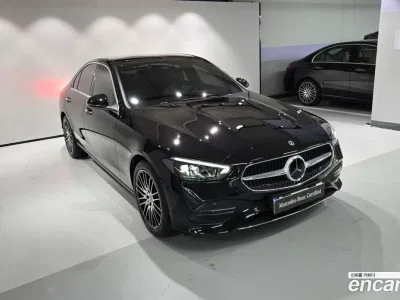 2025 Mercedes-Benz C-Class C200 Avantgarde, фото 2, лот 10205459