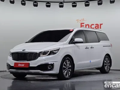 2016 Kia Canival 9-seater Luxury, фото 1, лот 10521876