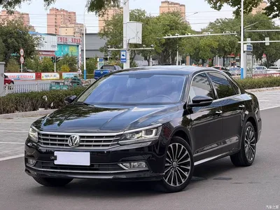 2017 Volkswagen Passat 330TSI DSG Luxury, фото 1, лот 11468513
