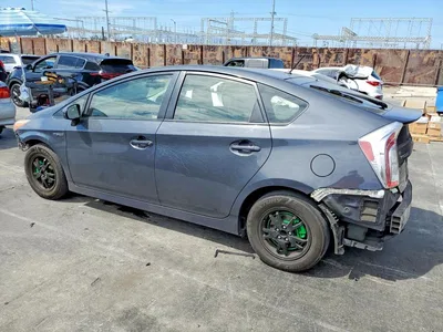 2015 TOYOTA PRIUS TWO, фото 2, лот 10513040