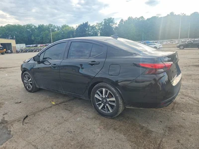 2021 NISSAN VERSA SV, фото 2, лот 10746638