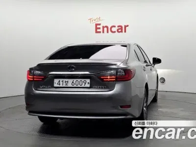 2018 Lexus ES 300h Executive, фото 4, лот 10033106