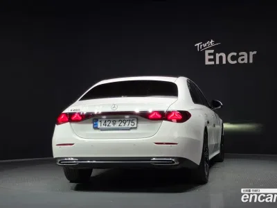 2025 Mercedes-Benz E-Class E200 Avantgarde, фото 4, лот 10179928