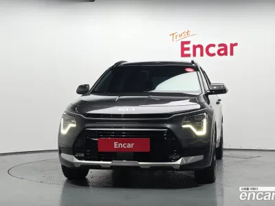 2024 Kia Niro Signature, фото 3, лот 10217671