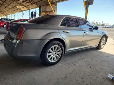2011 CHRYSLER 300 LIMITED, фото 3, лот 10867403