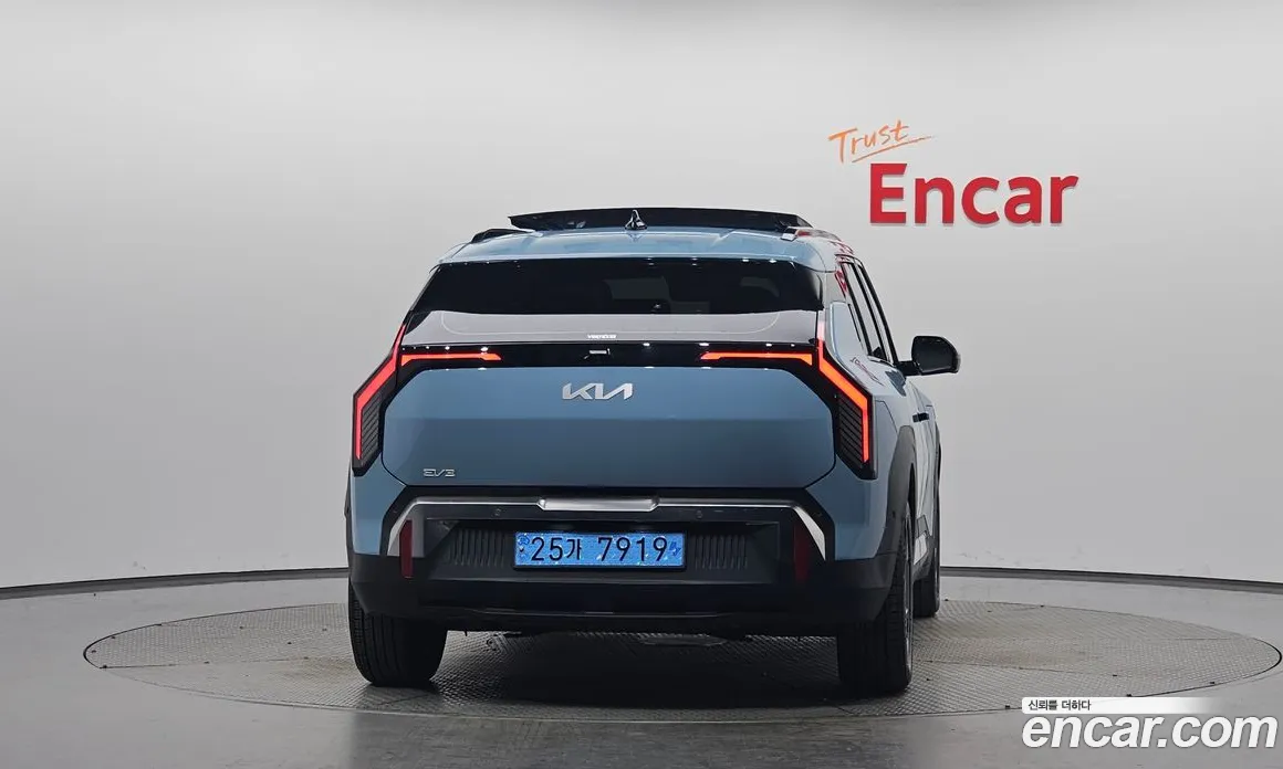 2025 Kia EV3 Standard 2WD, фото 3, лот 10566743