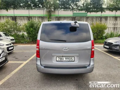 2017 Hyundai Starex 12-Seater Wagon, фото 4, лот 10226351