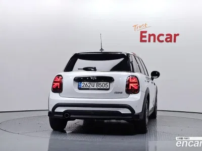 2023 Mini Cooper 5Door Classic, фото 4, лот 10223402