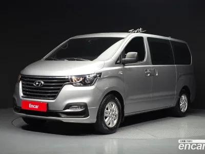 2021 Hyundai Starex Van 3-Seater, фото 1, лот 10161355