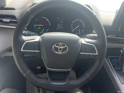 2023 Toyota Granvia 2.5L Hybrid Comfort Edition, фото 4, лот 10383625