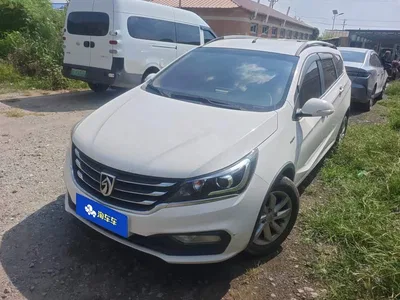 2017 Baojun 310W 1.5L Manual Fashion Edition (China V), фото 1, лот 11163885
