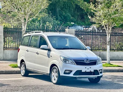 2015 BAIC Huansu H2 1.5L AMT Luxury BJ415C, фото 3, лот 11163947
