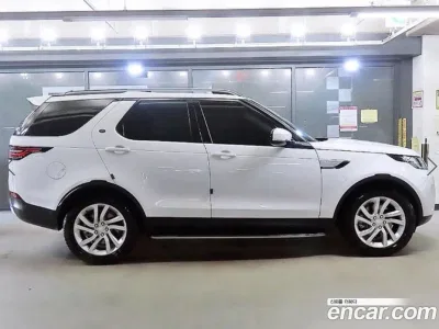 2017 Land Rover Discovery 3.0 TD6 HSE, фото 3, лот 10111895