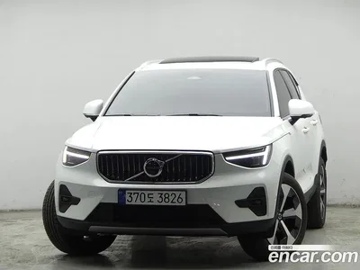 2024 Volvo XC40 B4 Ultimate Bright, фото 3, лот 10115052