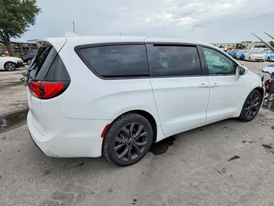 2020 CHRYSLER PACIFICA TOURING, фото 3, лот 10868135