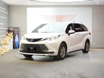 2021 Toyota Sienna 2.5L Hybrid Premium Edition, фото 1, лот 10324049