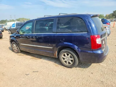 2013 CHRYSLER TOWN & COUNTRY TOURING, фото 2, лот 10669815