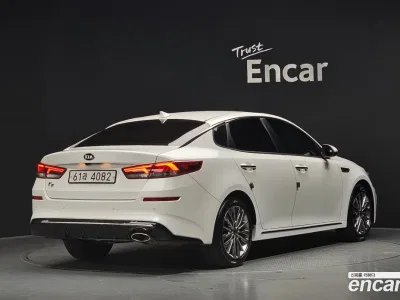 2019 Kia K5 2.0, фото 1, лот 10049349