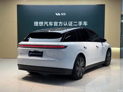 2025 Li Auto i6 4WD Base Model, фото 3, лот 11101848