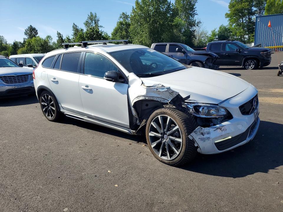 2017 VOLVO V60 CROSS COUNTRY PREMIER, фото 4, лот 10657102