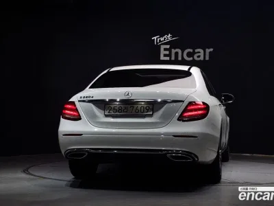 2019 Mercedes-Benz E-Class E220d Avantgarde, фото 3, лот 10047853