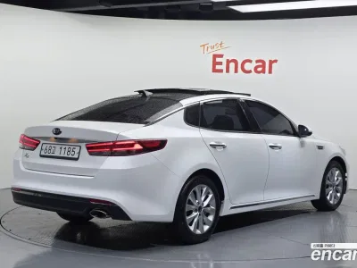 2018 Kia K5 2.0 SX, фото 2, лот 10067671