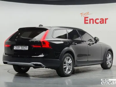 2017 Volvo V90 D5 AWD, фото 2, лот 10124379