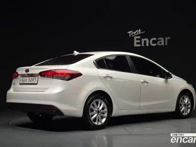 2016 Kia K3 Trendy, фото 1, лот 10046790
