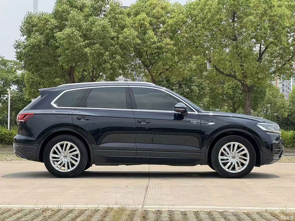 2022 Volkswagen Touareg 2.0TSI Rui Shang Edition, фото 2, лот 11187536
