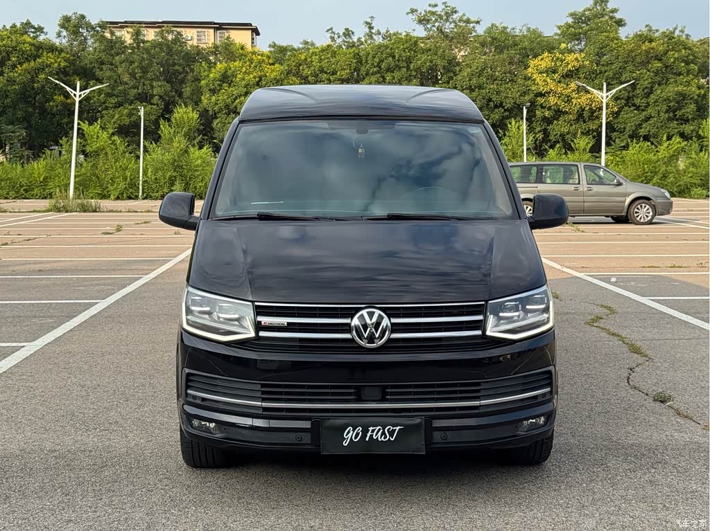 2018 Volkswagen Caravelle 2.0TSI 4WD Luxury Edition 7-Seater, фото 2, лот 10476921