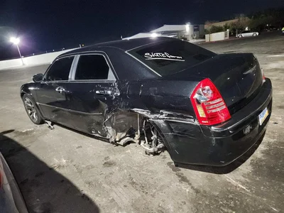 2006 CHRYSLER 300C, фото 2, лот 10869132