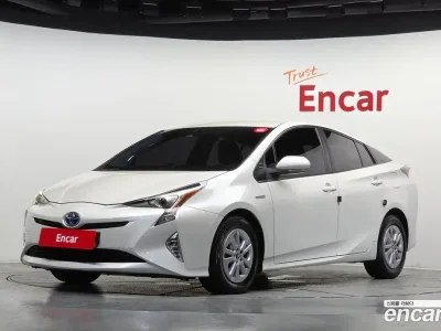 2017 Toyota Prius 1.8 E, фото 1, лот 10523740