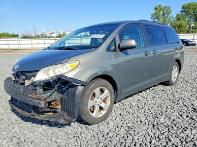 2011 TOYOTA SIENNA LE, фото 1, лот 10529875