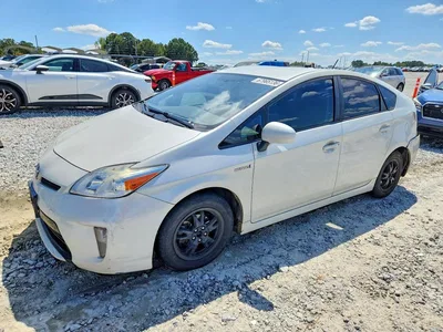 2015 TOYOTA PRIUS TWO, фото 1, лот 10583016