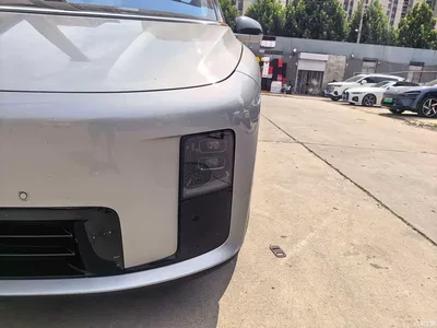 2025 Li Auto Li i8 Standard Edition, фото 3, лот 10830329
