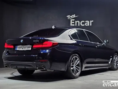 2023 BMW 5-Series 520i M Sport, фото 2, лот 10522556