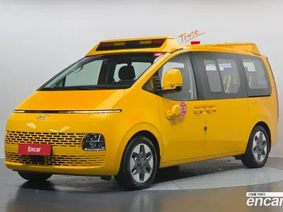 2025 Hyundai Staria L3.5 Kinder Safety Car, фото 1, лот 10226412